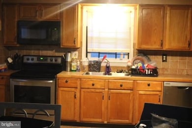 294 Quarry Ave, Capitol Heights, MD 20743 - photo 4