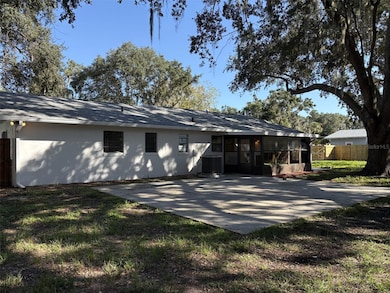 60 Outlook St, Umatilla, FL 32784 - photo 6