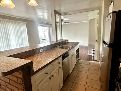 2210 Brun St unit 6, Houston, TX 77019 - photo 6