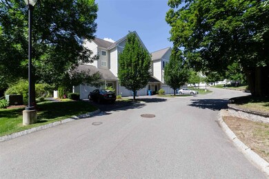 70 Prescott St unit 70, Nashua, NH 03064 - photo 4