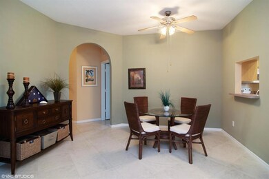 10_314CoconutKey_2_DiningRoom_HiRes