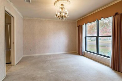 1205 Shady Creek Dr, Euless, TX 76040 - photo 7