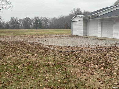 8576 Old Route 13, Marion, IL 62959 - photo 7