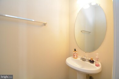 10604 Riva Place, White Plains, MD 20695 - photo 5