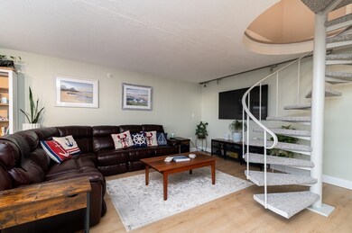 73 Broad Reach unit M11, North Weymouth, MA 02191 - photo 3