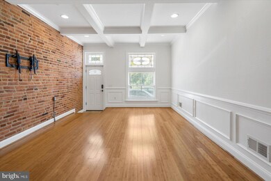 209 S Ellwood Ave, Baltimore, MD 21224 - photo 4