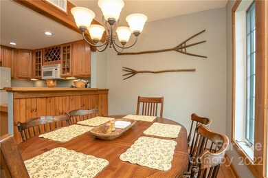 222 Creekside Way unit D-202, Burnsville, NC 28714 - photo 6