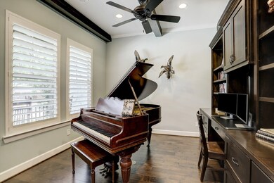 2318 Gardenia Dr, Houston, TX 77018 - photo 6