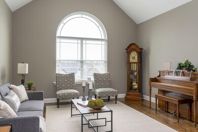 718 Soaring Eagle Cir unit 14, Hixson, TN 37343 - photo 2