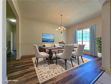 Dining Virtual Staged