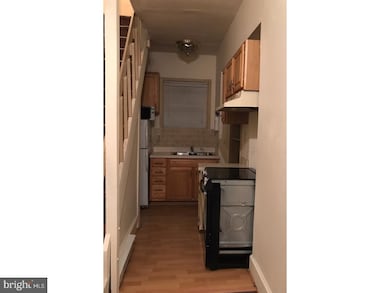 1044 Cotton St, Reading, PA 19602 - photo 3