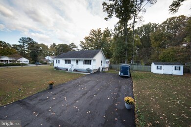 87 Cedar Ln, Colonial Beach, VA 22443 - photo 2