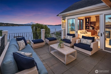 8260 Avalon Dr, Mercer Island, WA 98040 - photo 4