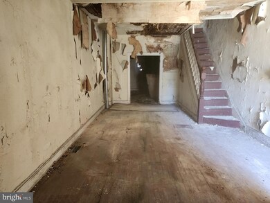 1514 Cliftview Ave, Baltimore, MD 21213 - photo 4