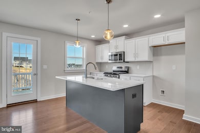 2117 S Autumn Chase Dr unit 9-02, Mechanicsburg, PA 17055 - photo 3