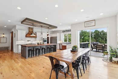 998 N Griffith Rd, Oconomowoc, WI 53066 - photo 4