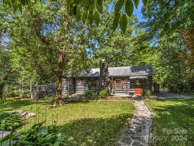 Back view of the cabin.