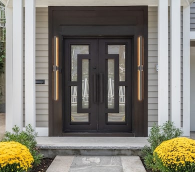 89 University Rd, Brookline, MA 02445 - photo 2