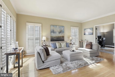 8620 Cross Oaks Ln, Fairfax Station, VA 22039 - photo 6