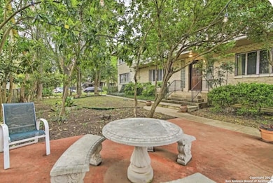 217 E Lullwood Ave unit 3, San Antonio, TX 78212 - photo 2