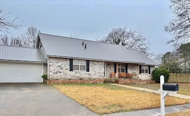 1604 SE Adams St, Idabel, OK 74745 - photo 2