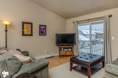 5415 E 26th Ave Anchorage AK-large-006-L