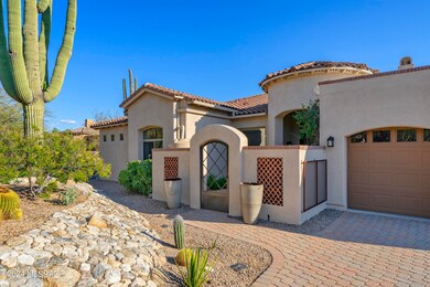Driveway w/ Pavers