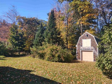 53 Harding St, Rochester, NH 03867 - photo 2