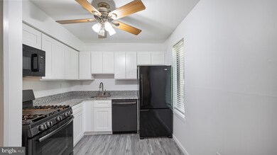 5860 Thunder Hill Rd unit A4, Columbia, MD 21045 - photo 4