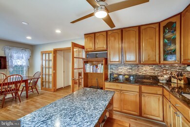 2359 Horseferry Ct, Reston, VA 20191 - photo 5