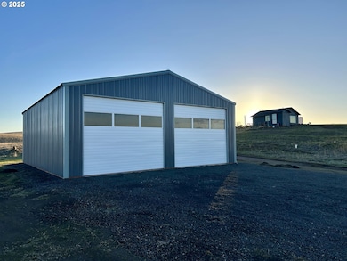 34 Appaloosa Ct, Centerville, WA 98613 - photo 4