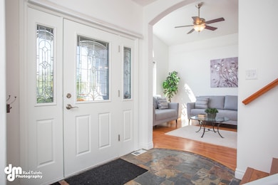 Entryway 9472-FULL
