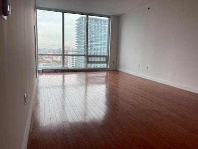 The Shore Club unit 1803, Jersey City, NJ 07310 - photo 6