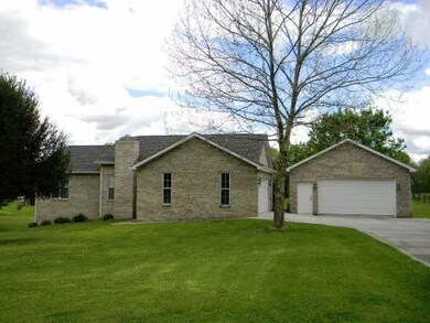 352 Frost Rd, Crossville, TN 38571 - photo 4