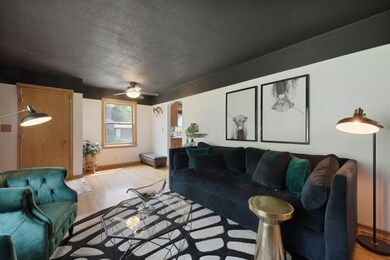 The entry is open and offers a closet for convenie