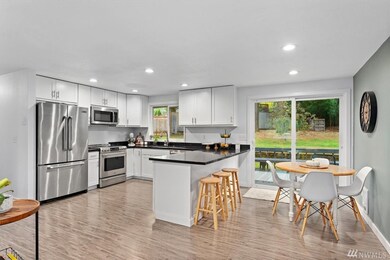 625 217th St SW, Bothell, WA 98021 - photo 7