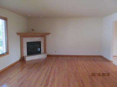 18568 Maple Ave, Country Club Hills, IL 60478 - photo 6