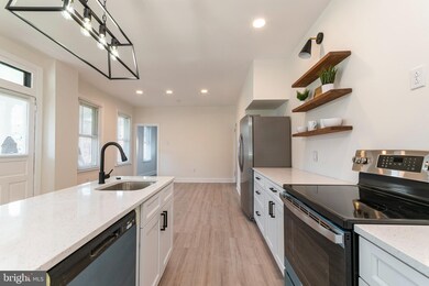 4542 Edgemont St, Philadelphia, PA 19137 - photo 6