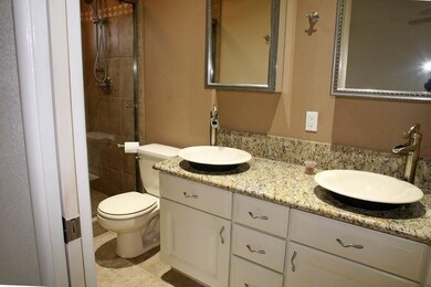 121 Flamingo Dr, Oceanside, CA 92054 - photo 7