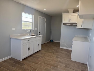 23615 Santa Barbara St, Edinburg, TX 78542 - photo 6