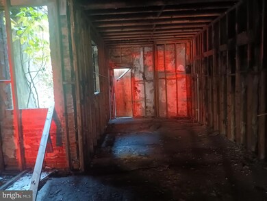 917 N Gilmor St, Baltimore, MD 21217 - photo 6