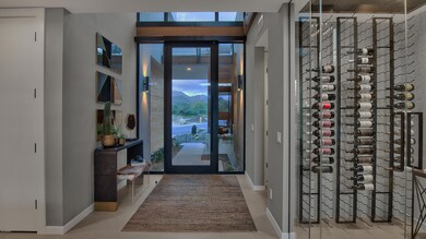 007_WINE CLOSET