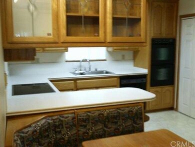 Nice like new cabinets through out the kitchen