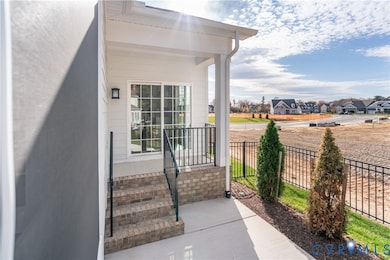 12328 Garnet Parke Cir, Glen Allen, VA 23059 - photo 2