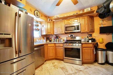 815 Nugent Ave, Staten Island, NY 10306 - photo 3