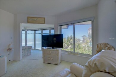 Living room / balcony view