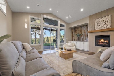 6815 S Wilcox Ln, Spokane, WA 99206 - photo 6