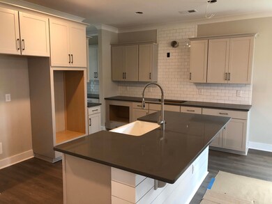 608 Yellow Leaf Ln, Summerville, SC 29486 - photo 3