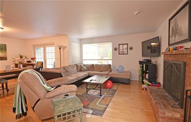 125 105th St SW, Everett, WA 98204 - photo 5