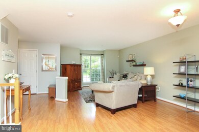 10817 Sherwood Hill Rd, Owings Mills, MD 21117 - photo 4